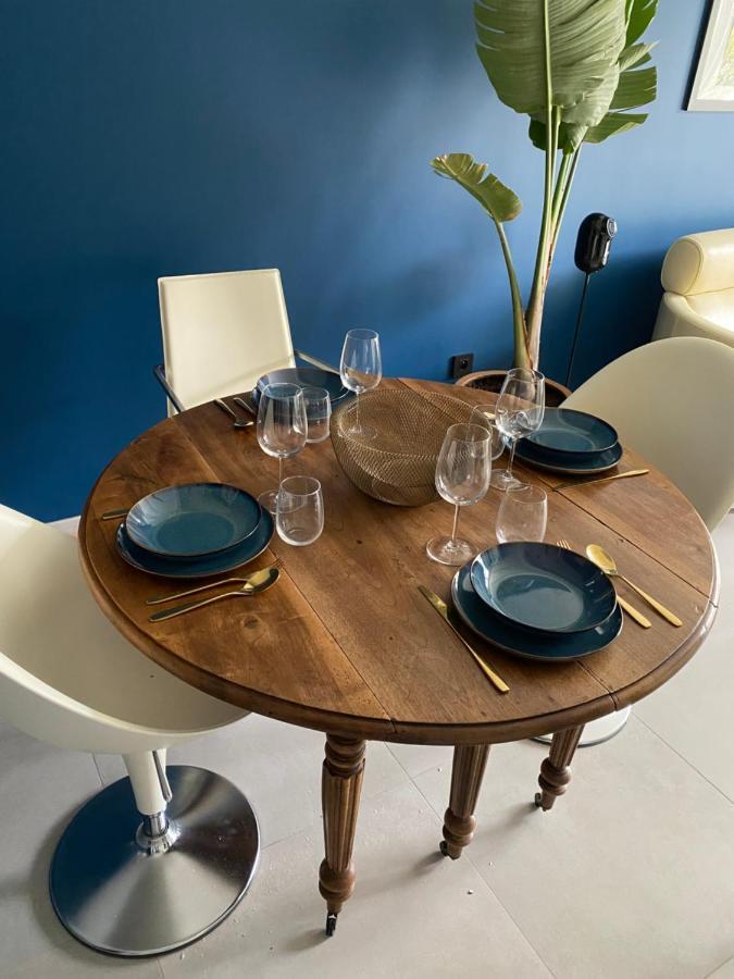 Apartment De Caractere Avec Jacuzzi Frejus